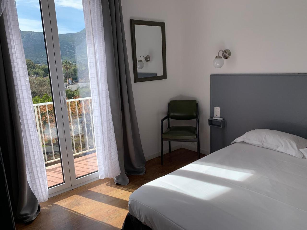 Hotel Les Arbousiers Calvi  Exterior foto